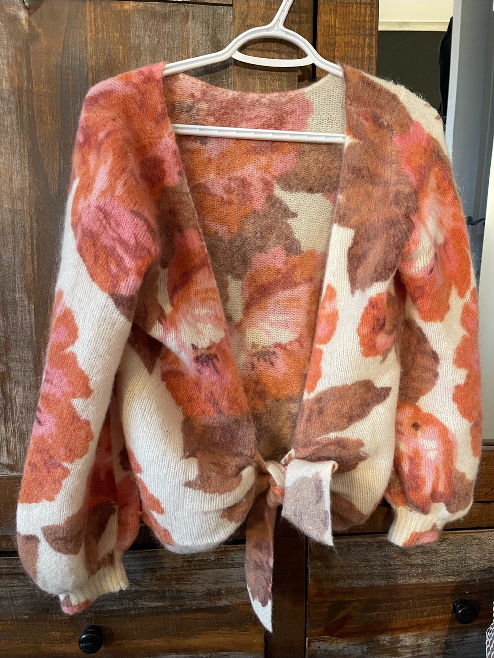 Sezane Floral Tie-back sweater Cream, Coral & Brown